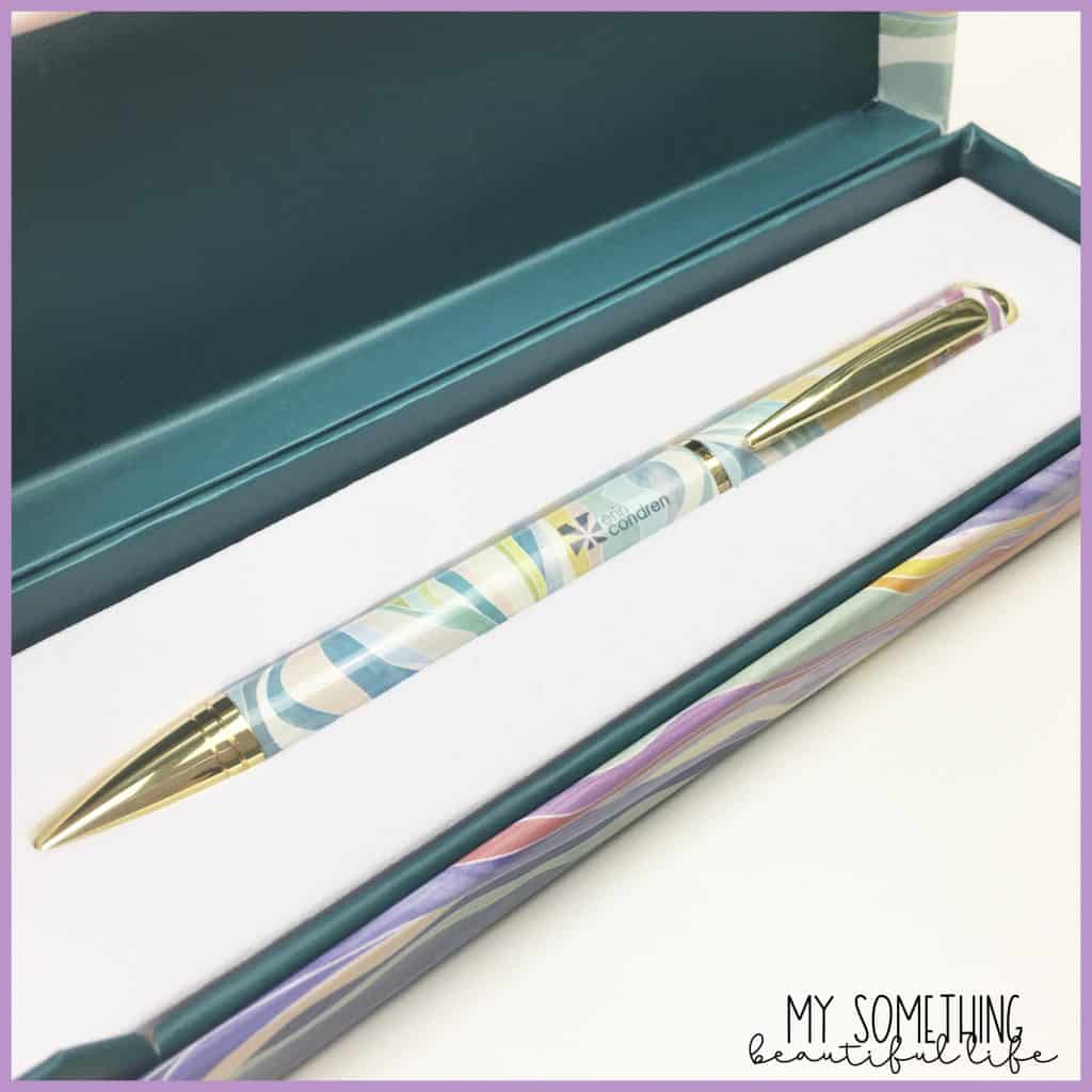2020-2021 Erin Condren LifePlanner Review | Organize your life with the new Erin Condren Life Planner | Layers Colorful Hourly | #erincondren #eclp #planners